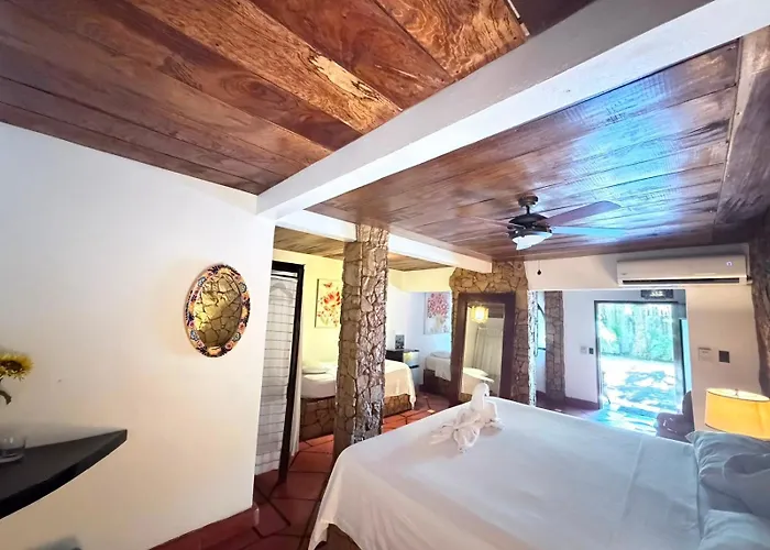 Locanda Samara Beach Hotel